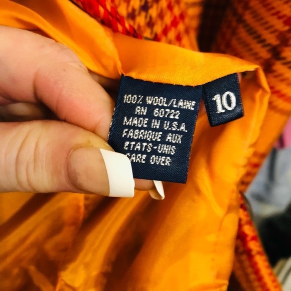 Burberry orange Nova  size 10 print
skirt suit lightly padded shoulders - Picture 5 of 14